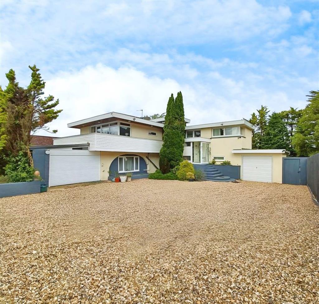 Lot: 35 - FOUR-BEDROOM DETACHED HOUSE - Front elevation